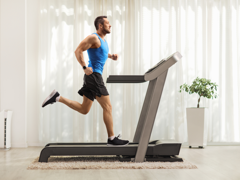 Incline Trainer vs Treadmill - Picking The Right Machine